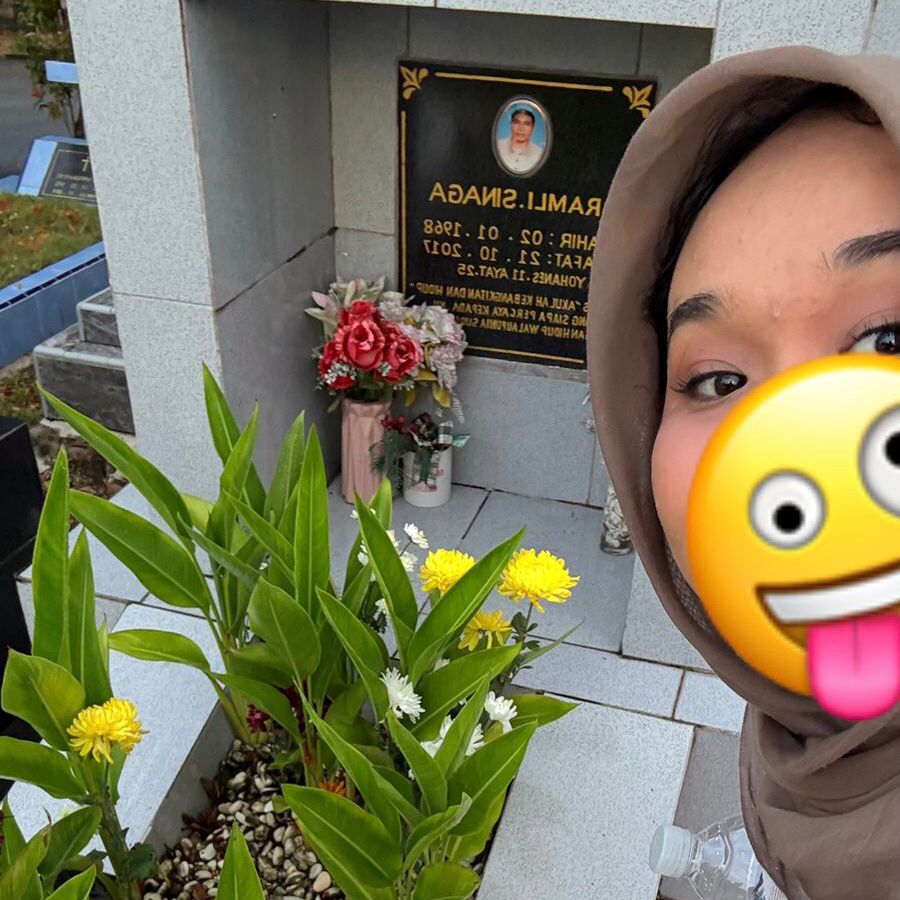 Ziarah Makam Papa
